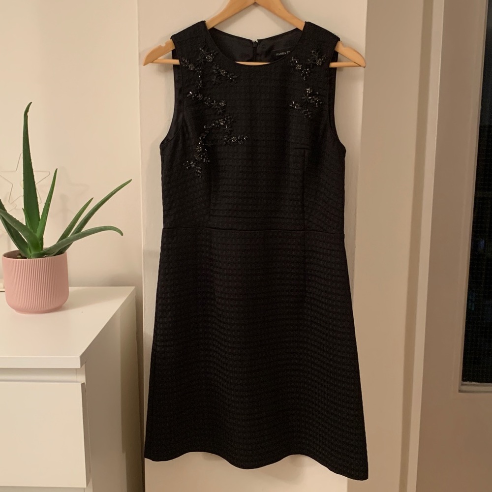 🍄 nwot. Black Embellishment Dress